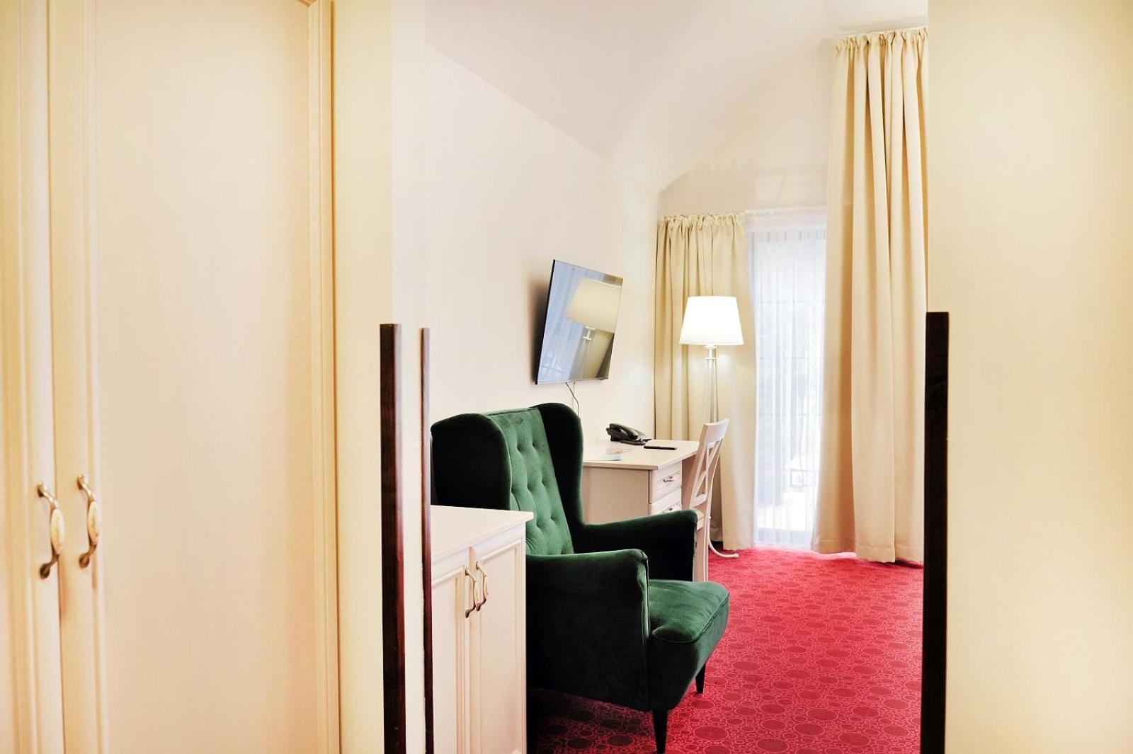 Malutkie Resort ラドムスコ エクステリア 写真